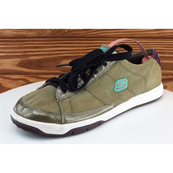 Skechers Women Size 7 M Green‎ Fashion Sneakers Synthetic 11451 - Picture 1 of 9